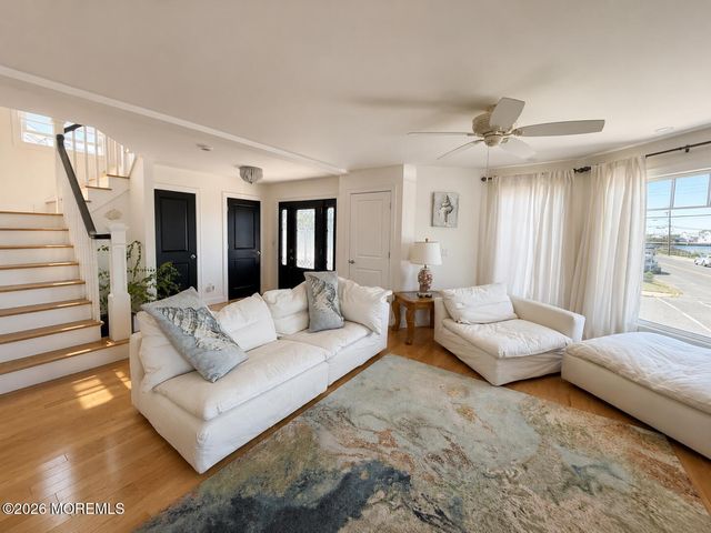 550 Whiting Avenue, Manasquan, NJ 08736