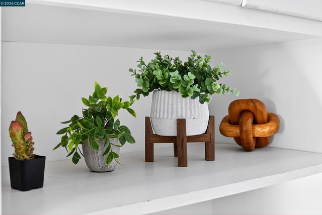 230 Fairlawn Dr, Berkeley, CA 94708