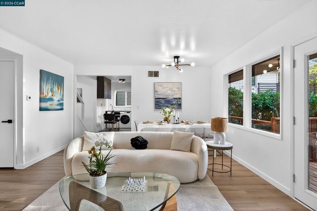 230 Fairlawn Dr, Berkeley, CA 94708