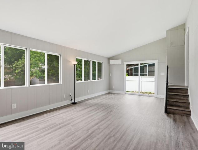 1225 POPLAR AVE, Baltimore, MD 21227