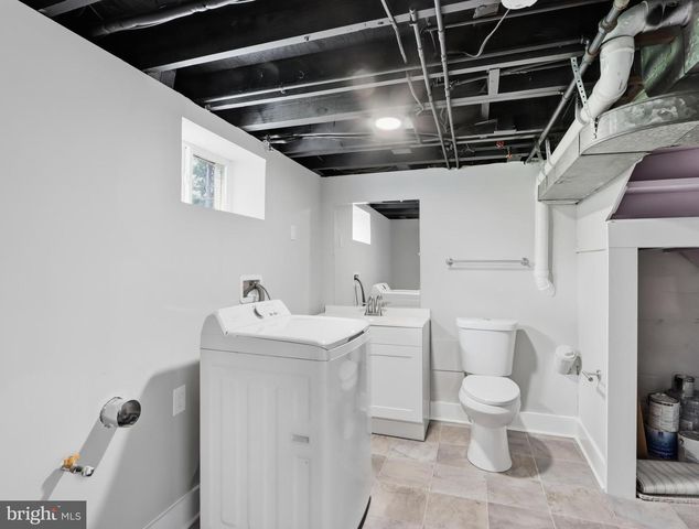 1225 POPLAR AVE, Baltimore, MD 21227
