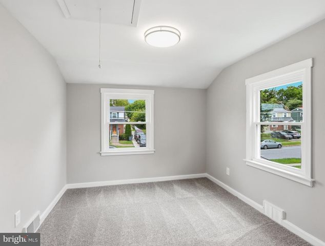 1225 POPLAR AVE, Baltimore, MD 21227