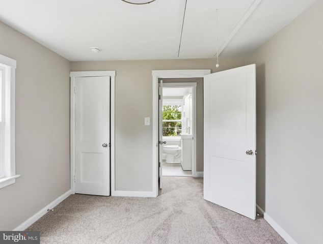 1225 POPLAR AVE, Baltimore, MD 21227