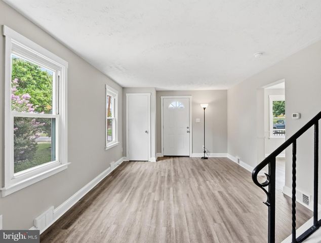 1225 POPLAR AVE, Baltimore, MD 21227
