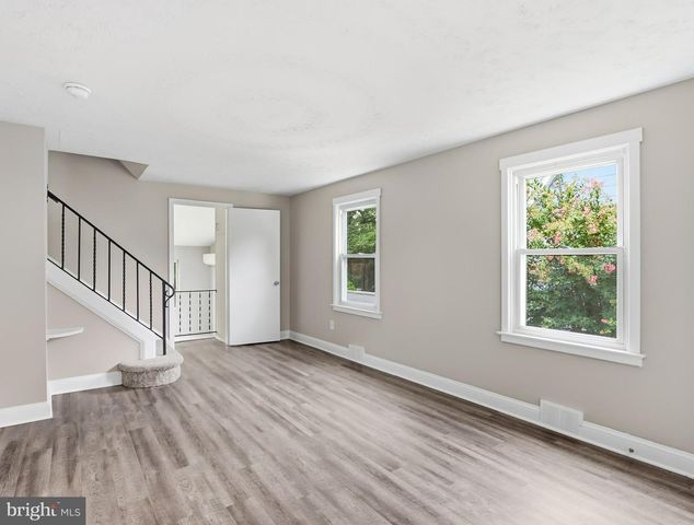 1225 POPLAR AVE, Baltimore, MD 21227