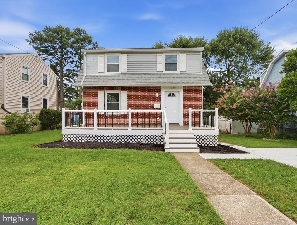 1225 POPLAR AVE, Baltimore, MD 21227