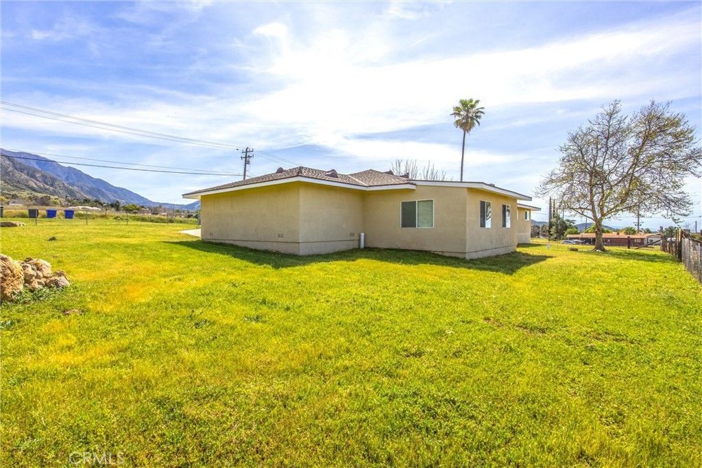 Image 42 of property listing at 10022 Fremont, Yucaipa, CA 92399