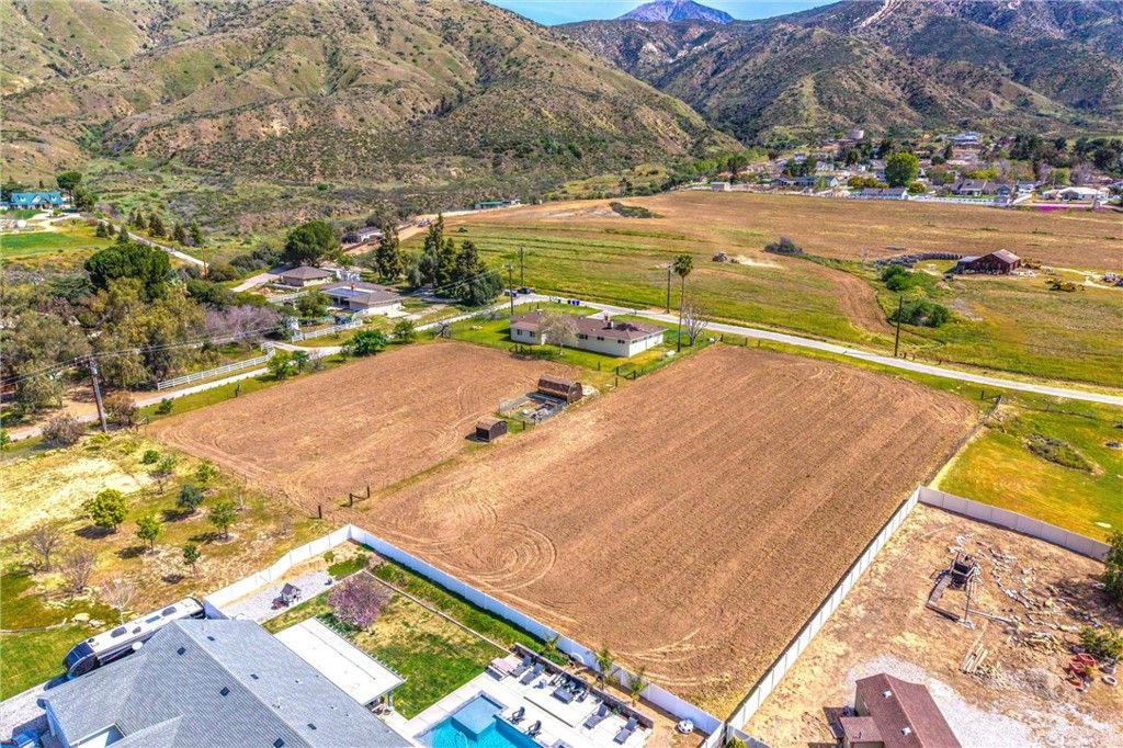 Image 58 of property listing at 10022 Fremont, Yucaipa, CA 92399