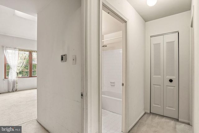 28 VALLEY CROSSING CIR, Cockeysville, MD 21030