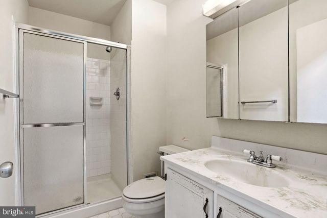 28 VALLEY CROSSING CIR, Cockeysville, MD 21030