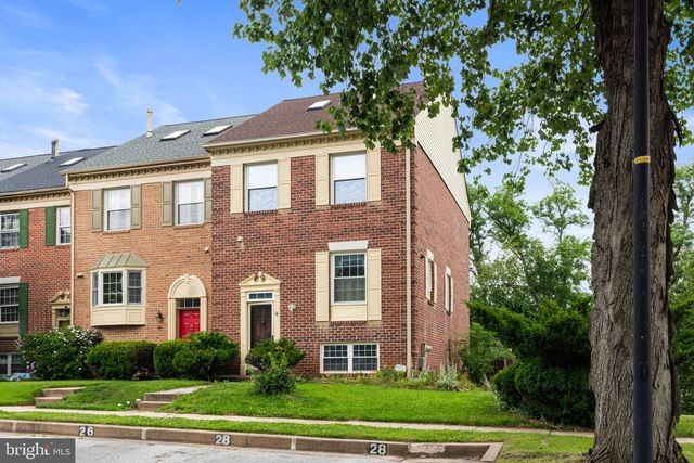 28 VALLEY CROSSING CIR, Cockeysville, MD 21030