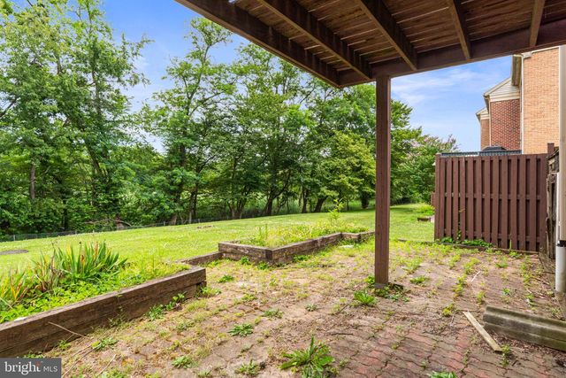 28 VALLEY CROSSING CIR, Cockeysville, MD 21030