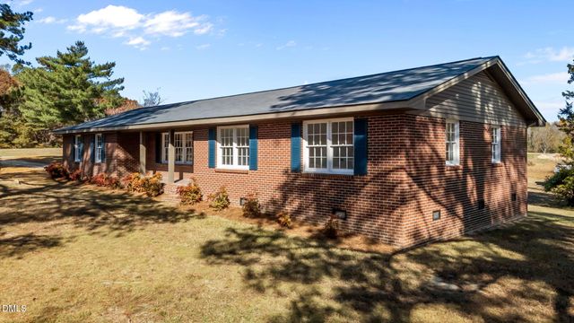 10 Alease Drive, Zebulon, NC 27597