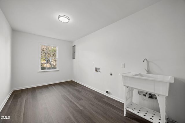 10 Alease Drive, Zebulon, NC 27597