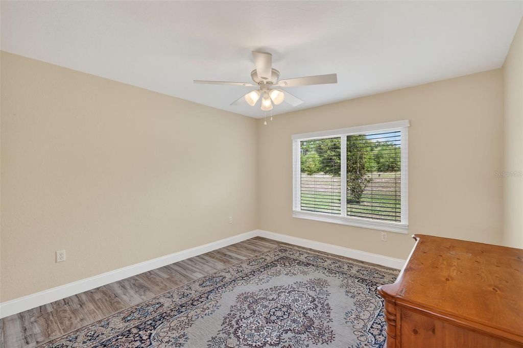 Image 15 of property listing at 13811 SE 85TH CIRCLE, Summerfield, FL 34491