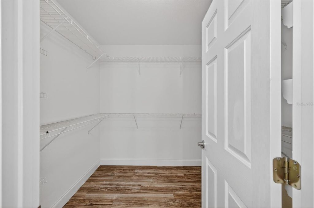 Image 25 of property listing at 13811 SE 85TH CIRCLE, Summerfield, FL 34491