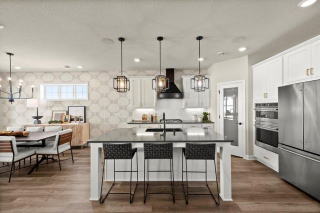 1374 149th Street W, Rosemount, MN 55068