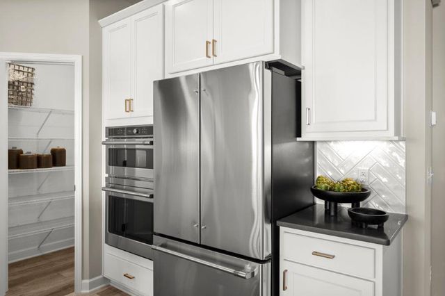 1374 149th Street W, Rosemount, MN 55068