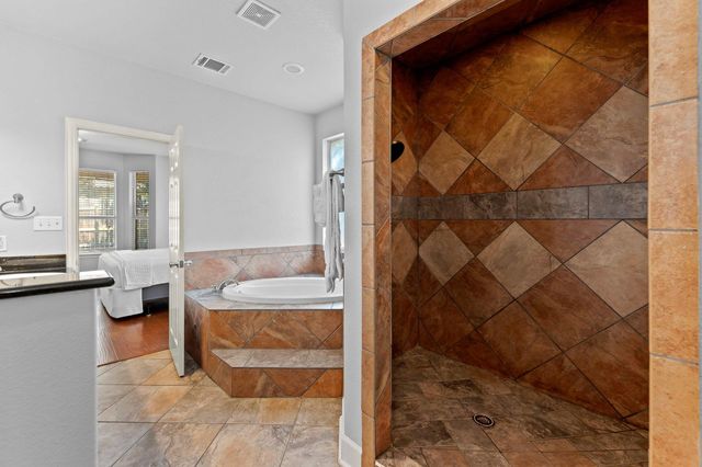 12220 Tanglewild DR, Austin, TX 78758