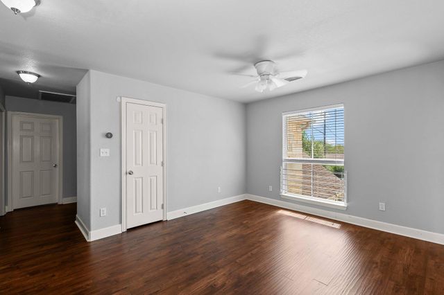 12220 Tanglewild DR, Austin, TX 78758