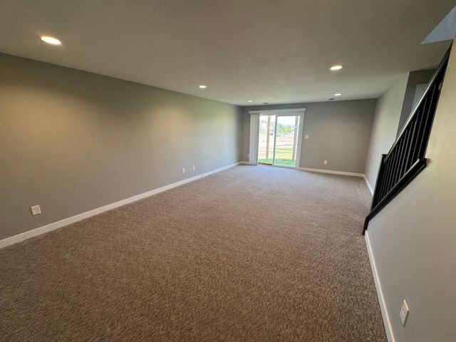 168 Stonelake Drive SE, Rochester, MN 55904