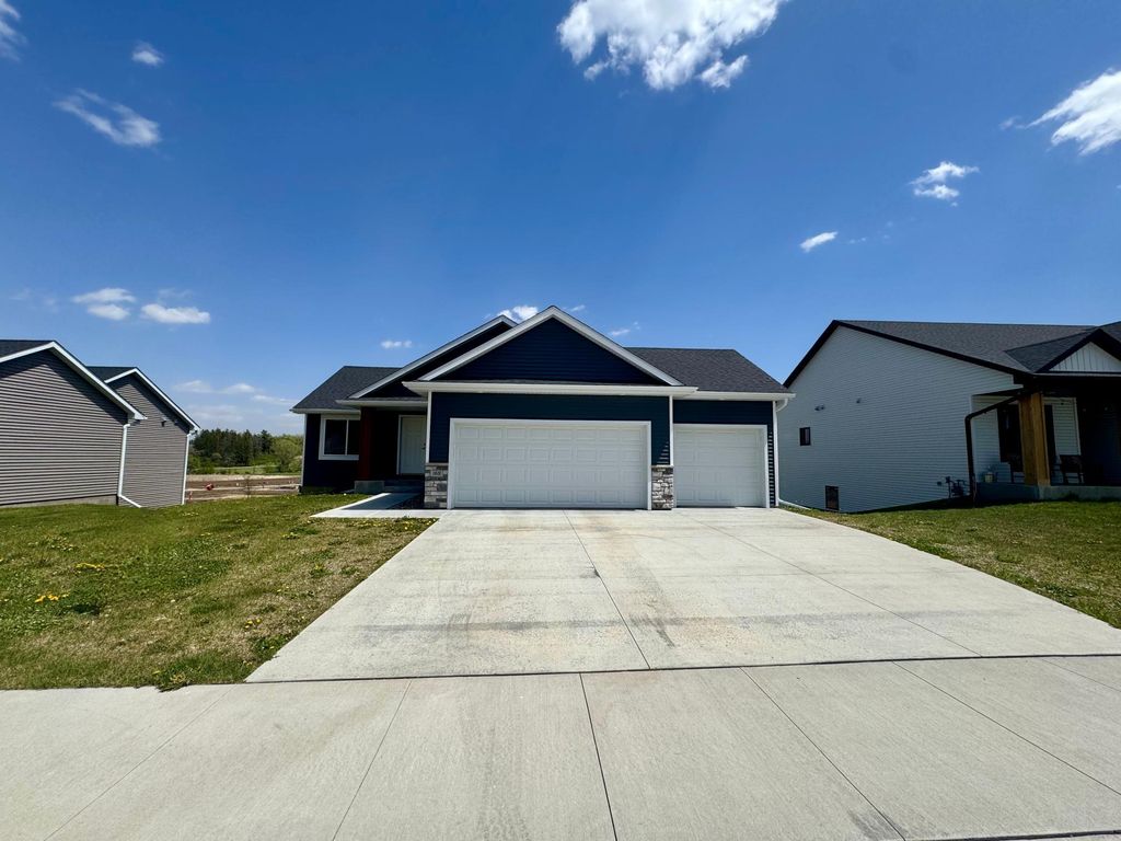 168 Stonelake Drive SE, Rochester, MN 55904