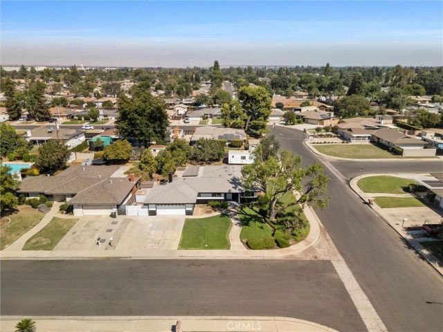 6000 Eugene Place, Bakersfield, CA 93308
