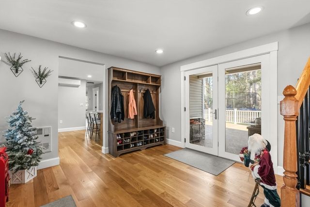 10 Mockingbird Hill, Bridgewater, MA 02324