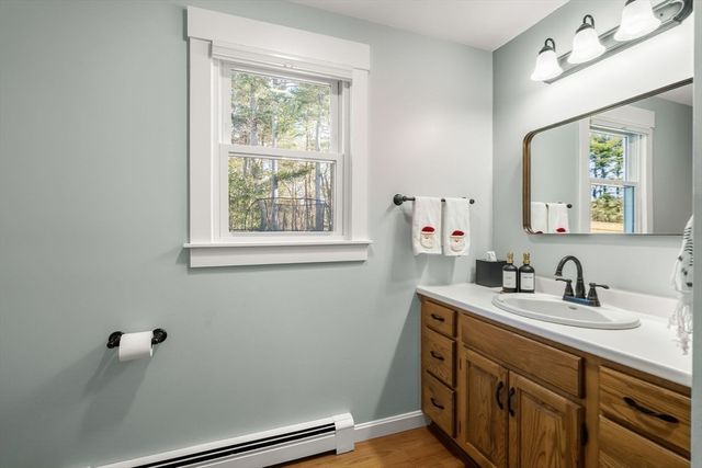 10 Mockingbird Hill, Bridgewater, MA 02324