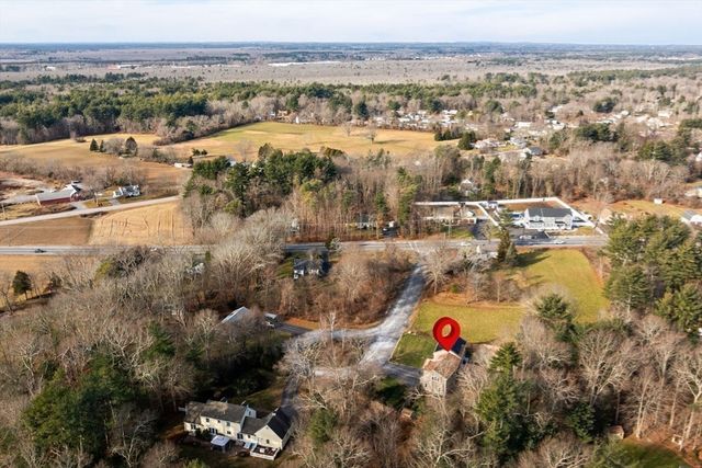 10 Mockingbird Hill, Bridgewater, MA 02324