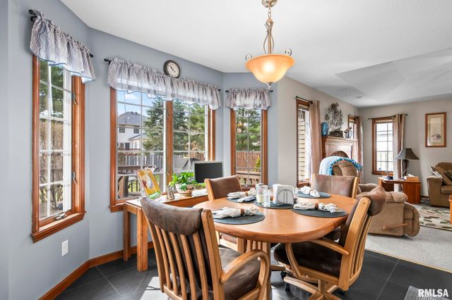 3924 OLD MILL Lane, Springfield, IL 62711