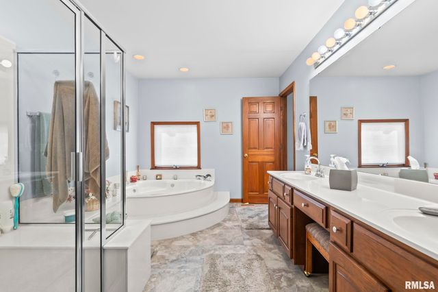 3924 OLD MILL Lane, Springfield, IL 62711