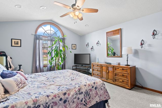 3924 OLD MILL Lane, Springfield, IL 62711