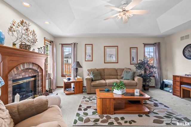 3924 OLD MILL Lane, Springfield, IL 62711