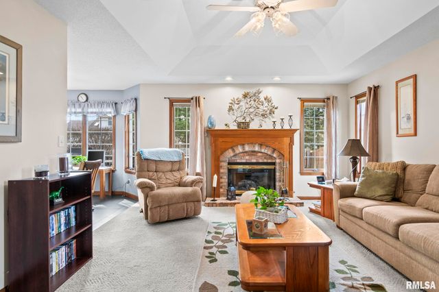 3924 OLD MILL Lane, Springfield, IL 62711