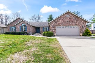 3924 OLD MILL Lane, Springfield, IL 62711