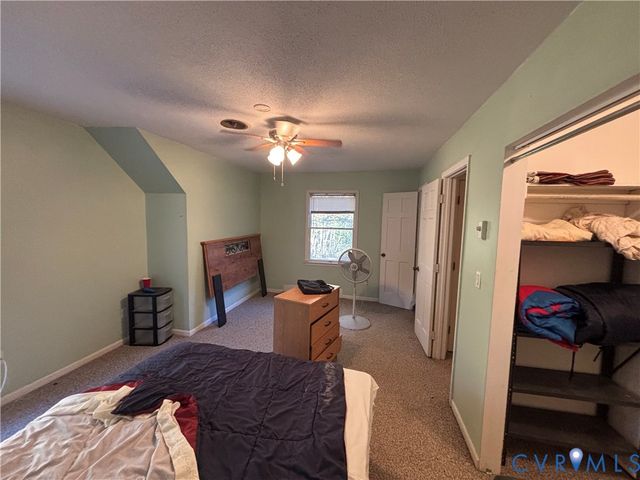 2001 S Waterside Dr, Lanexa, VA 23089