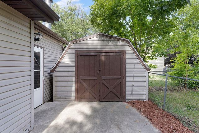737 JOHNSON Street, Beloit, WI 53511