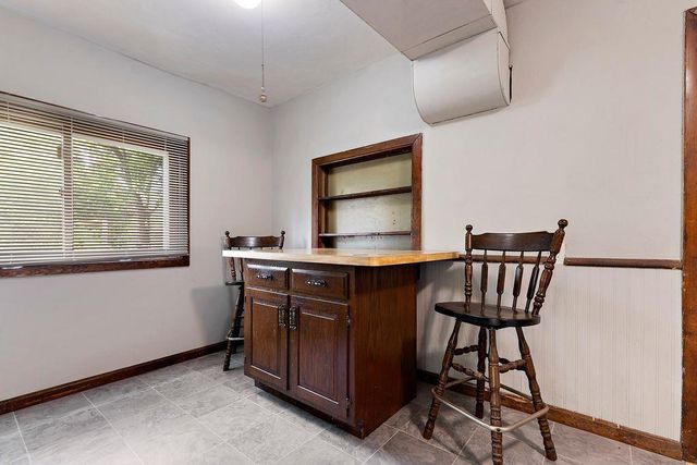 737 JOHNSON Street, Beloit, WI 53511