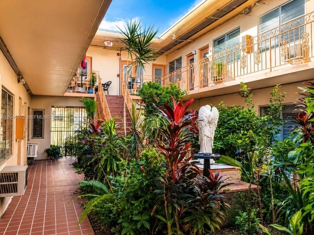 1050 Pennsylvania Avenue 12A, Miami Beach, FL 33139