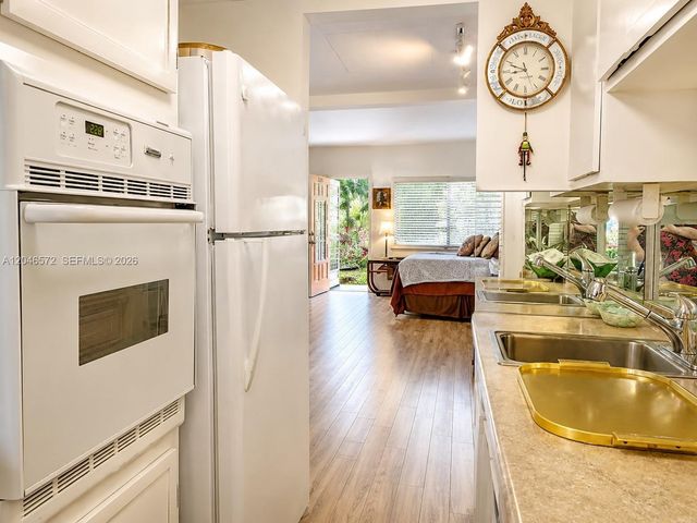 1050 Pennsylvania Avenue 12A, Miami Beach, FL 33139