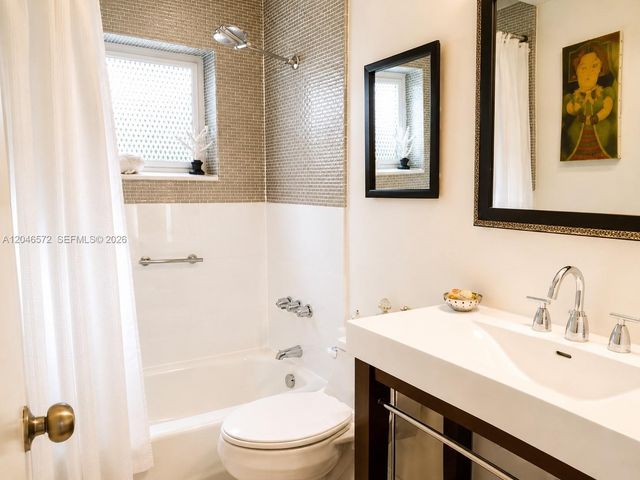 1050 Pennsylvania Avenue 12A, Miami Beach, FL 33139