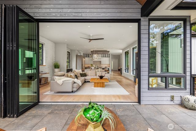 22727 NE 139th Way, Woodinville, WA 98077