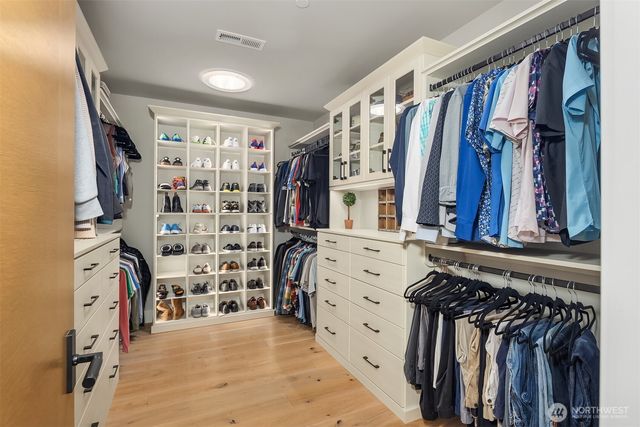 22727 NE 139th Way, Woodinville, WA 98077