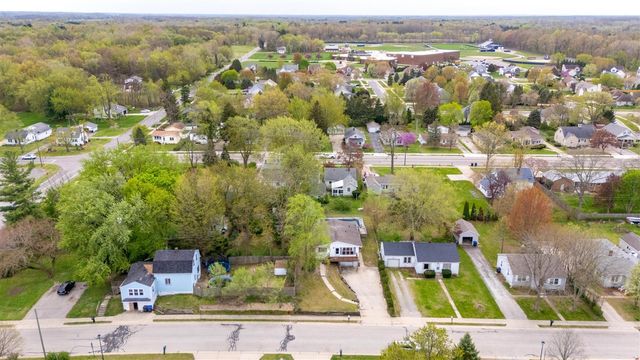 3742 School St, Bridgman, MI 49106