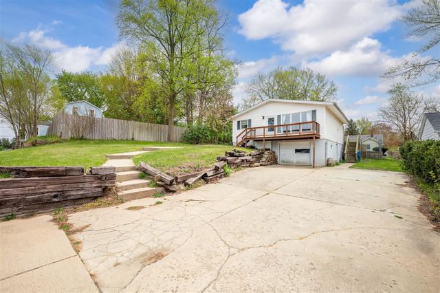 3742 School St, Bridgman, MI 49106
