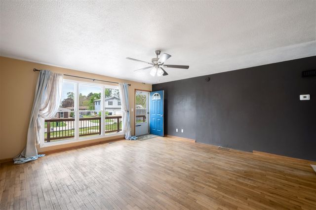 3742 School St, Bridgman, MI 49106