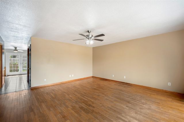 3742 School St, Bridgman, MI 49106