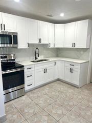 1224 NW 19th Court 1, Fort Lauderdale, FL 33311