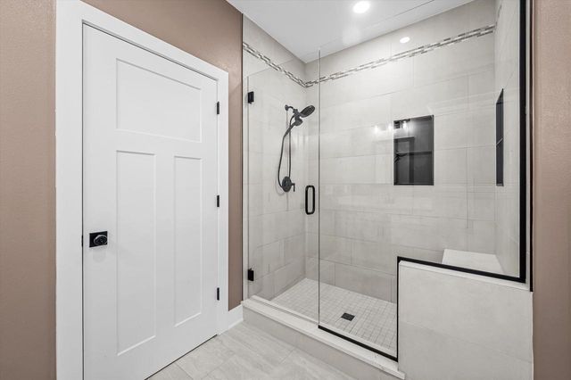 W332N4518 Grace COURT, Nashotah, WI 53058